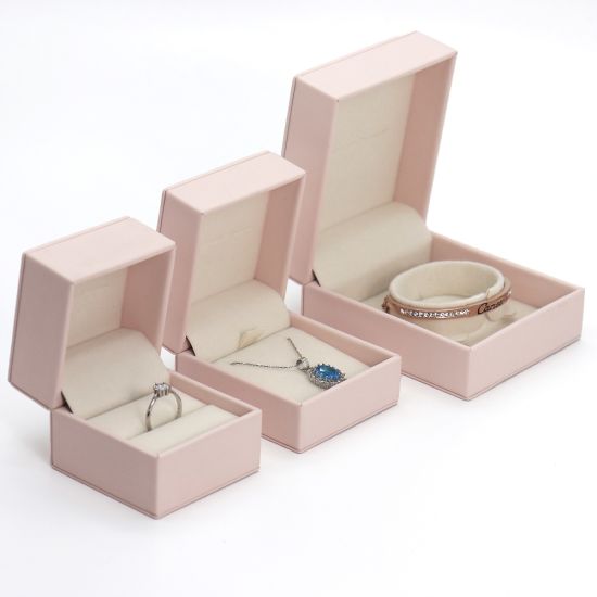 The Benefits Of Investing In Custom Jewelry Boxes