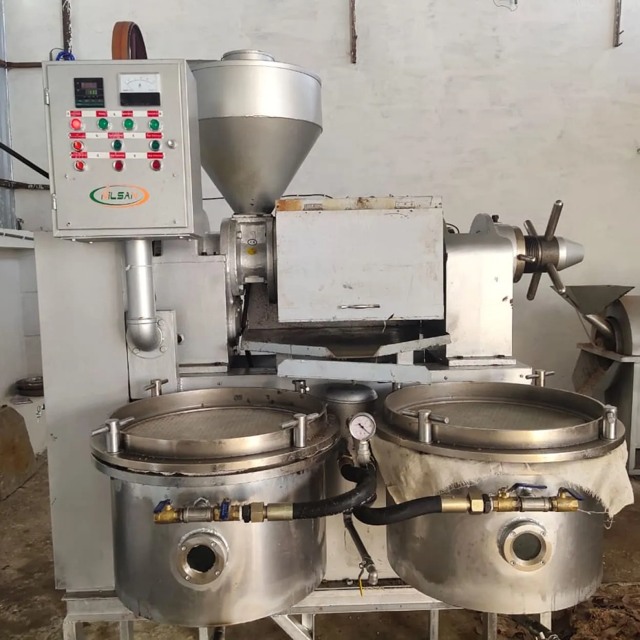 How to Choose the Right Oil Press Machine for Your Needs?